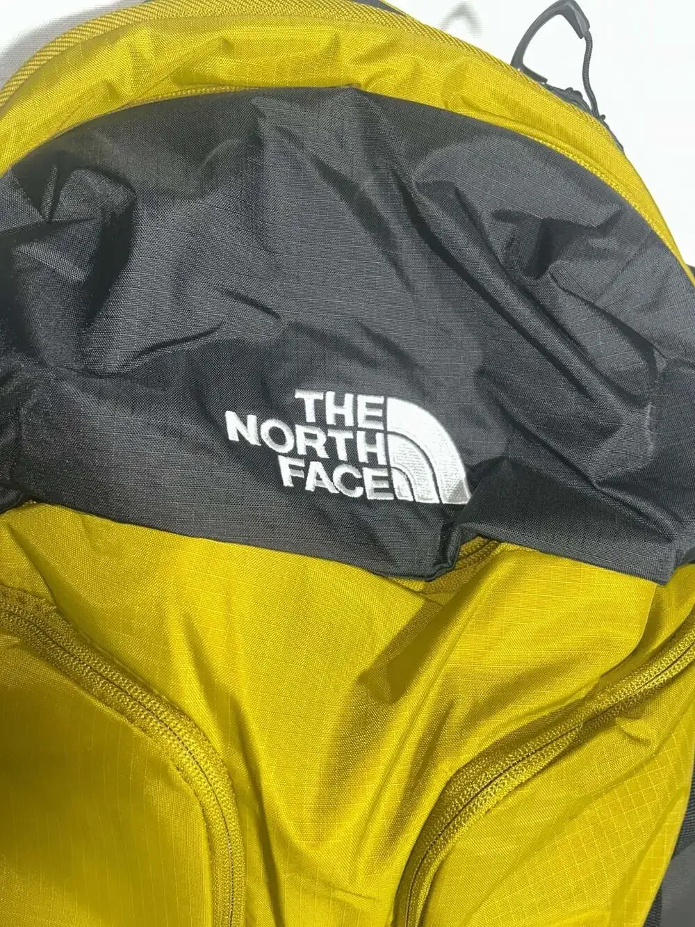 The North Face Surge 31L Laptop Backpack Yellow Black New with Tags